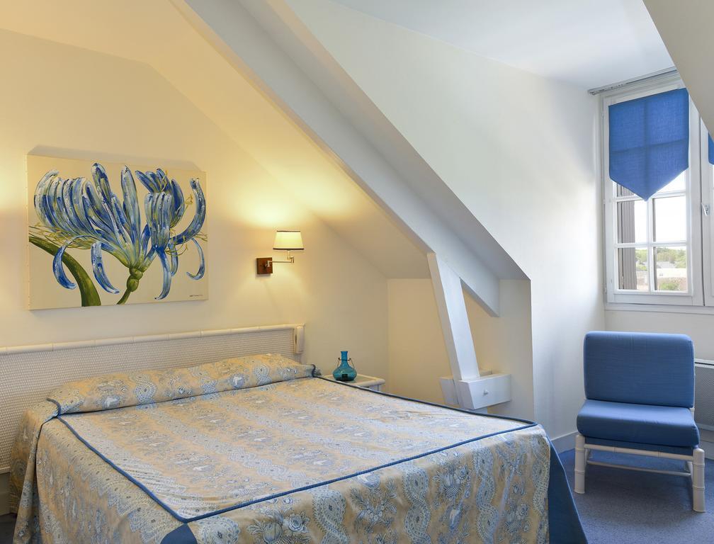 Logis Auberge Du Centre Chitenay Ngoại thất bức ảnh