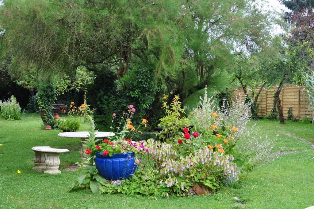 Logis Auberge Du Centre Chitenay Ngoại thất bức ảnh